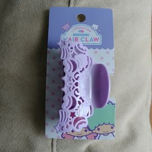 Little Twin Stars hair claw clip